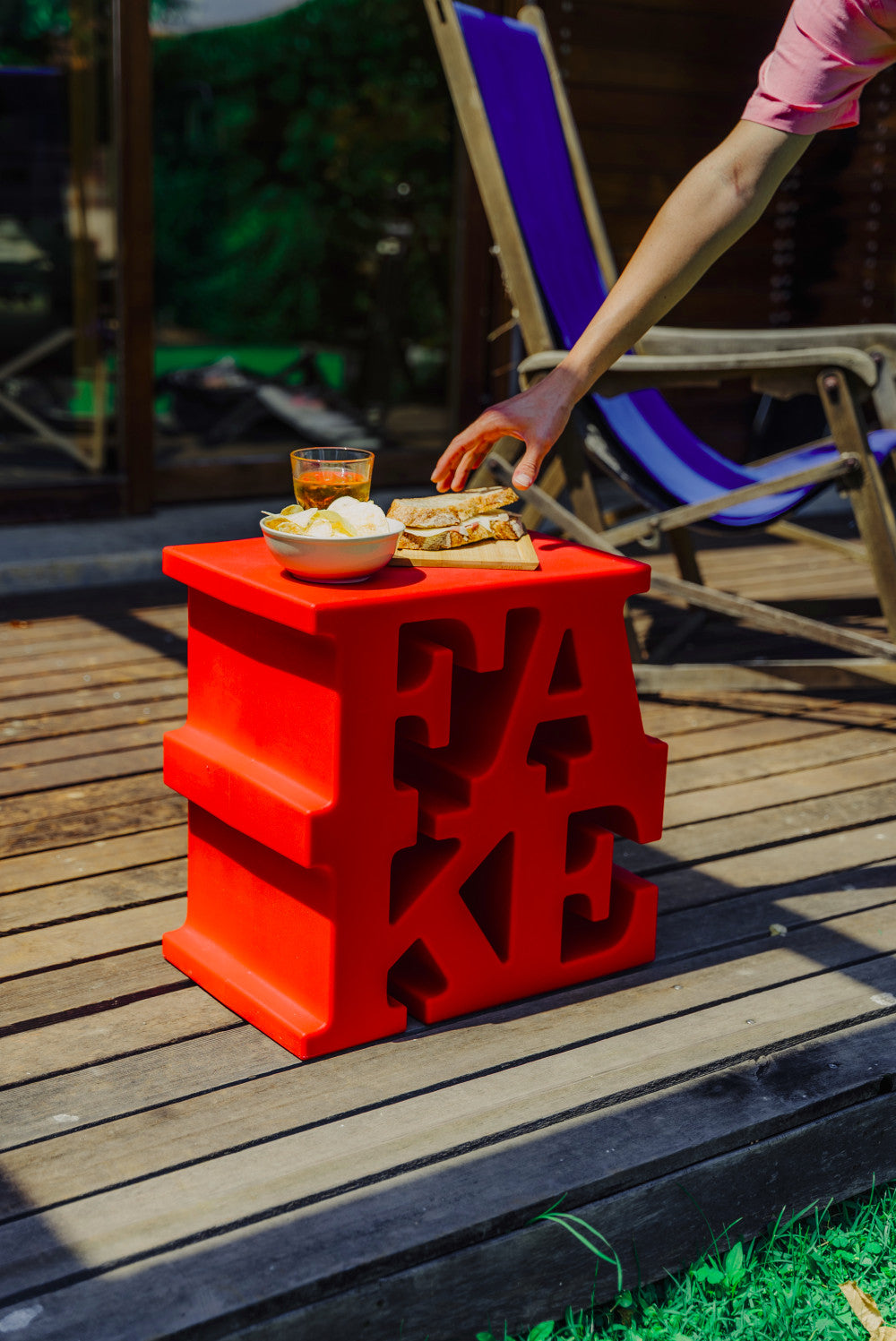 Fake seat by uto balmoral
