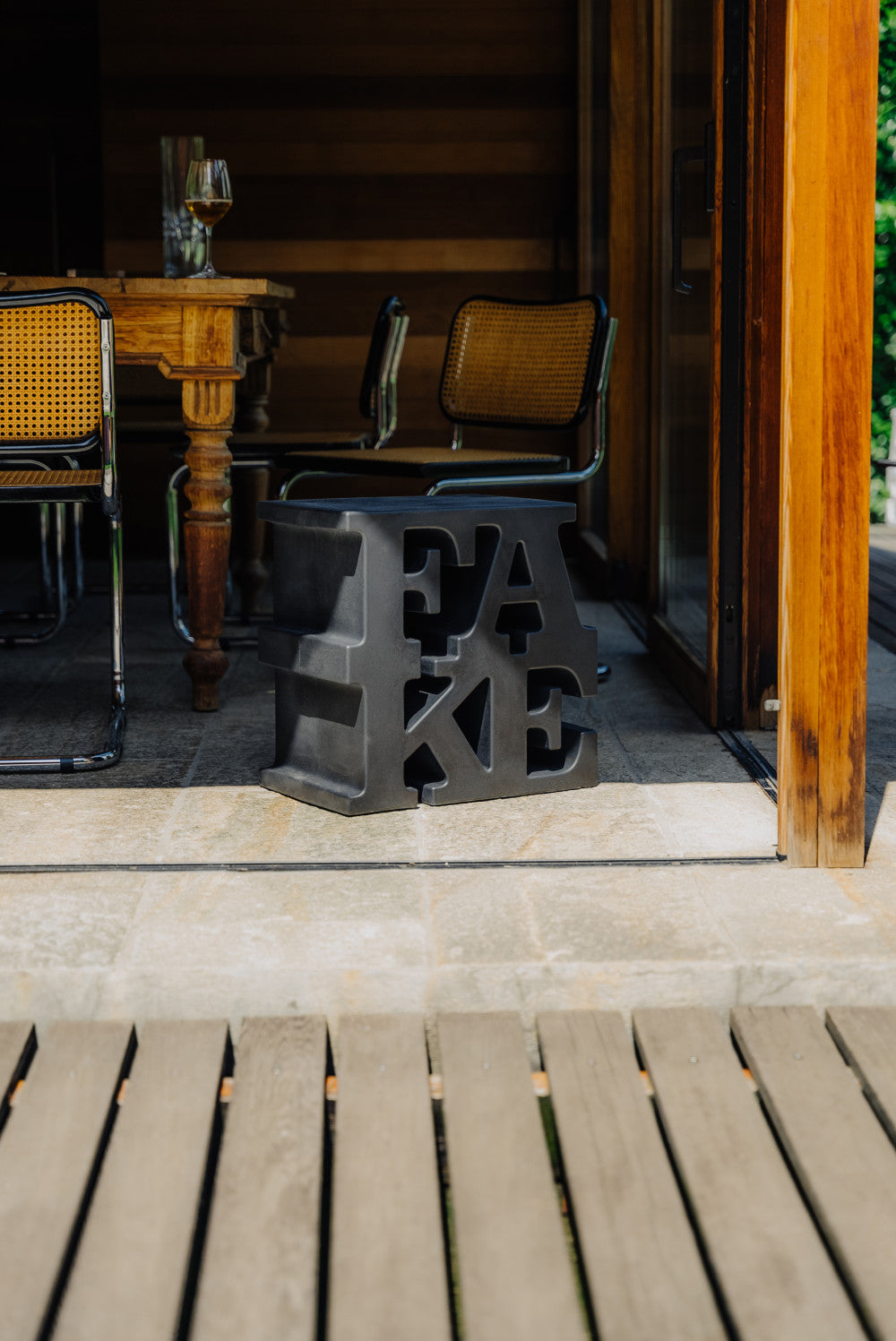 Fake seat by uto balmoral