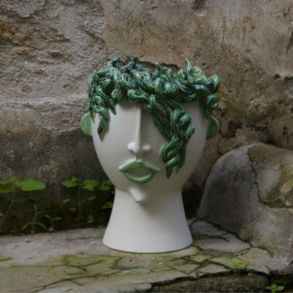 Nofriu in green